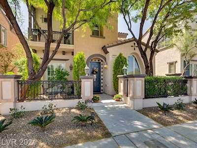 7721 Blue Meadow Ave Las Vegas, NV 89178
