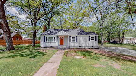 705 E Grundy St Tullahoma, TN 37388