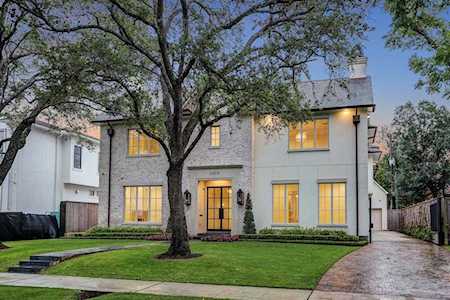 3659 Meadow Lake Ln Houston, TX 77027
