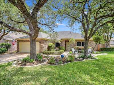 8213 Forest Heights LN Austin, TX 78749