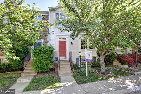 19935 Ridgecrest Square Ashburn, VA 20147