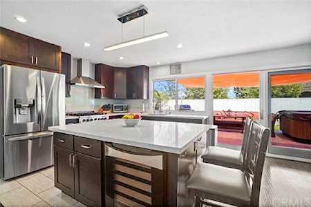 21002 Barbados Circle Huntington Beach, CA 92646