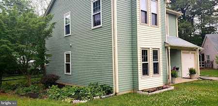 4269 Mockingbird Ct Waldorf, MD 20603