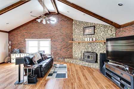 5913 Eldorado Ave Louisville, KY 40291