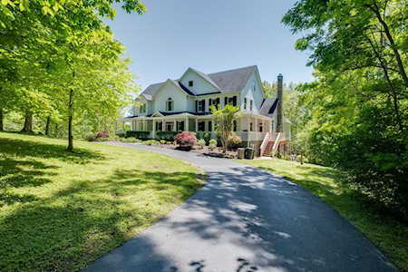 50 Fox Vale Ln Nashville, TN 37221