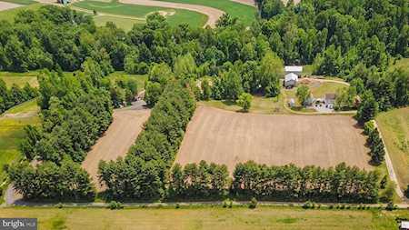 3015 Patuxent River Rd Davidsonville, MD 21035