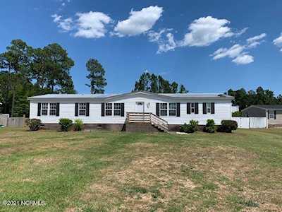 229 Hearthside Drive Rocky Point, NC 28457