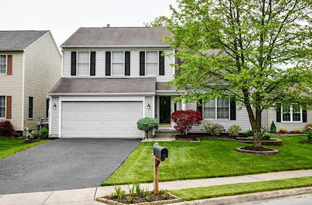 8555 Olenbrook Drive Lewis Center, OH 43035