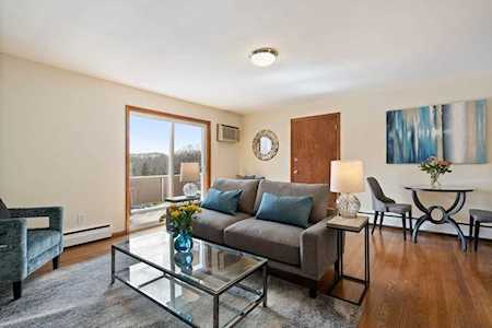 29 Jacqueline Rd #F Waltham, MA 02452