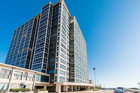 939 Coast Blvd. #16F La Jolla, CA 92037