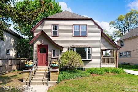202 Willis Ave Royal Oak, MI 48067