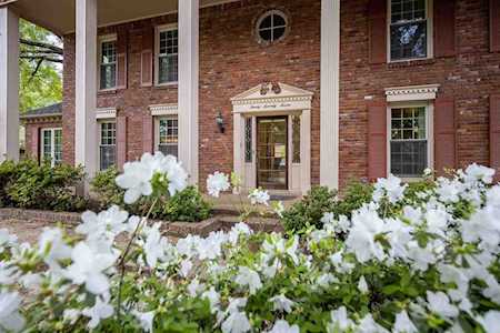 2077 Fox Run Cv Memphis, TN 38119