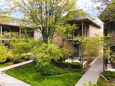 1723 E 14 Mile Rd Unit D Birmingham, MI 48009