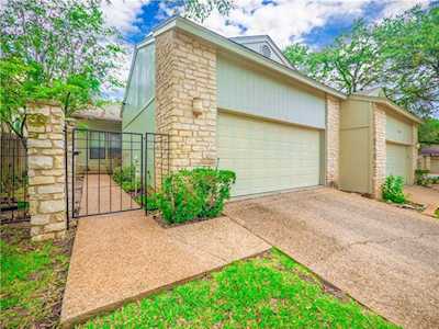 4104 Bayberry DR Austin, TX 78759