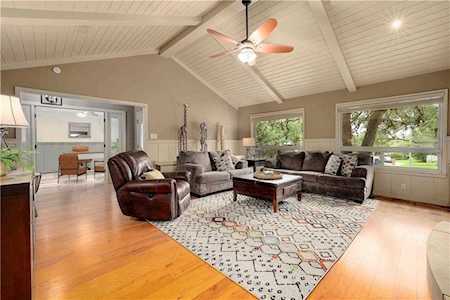 4724 Palisade DR Austin, TX 78731