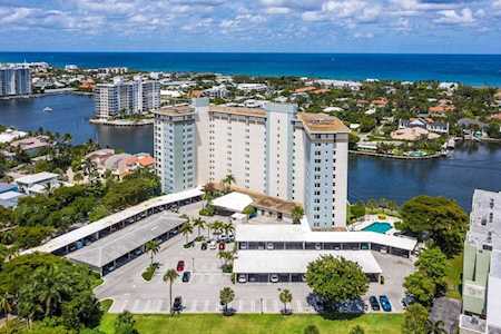 555 SE 6th Avenue #Ph-D Delray Beach, FL 33483