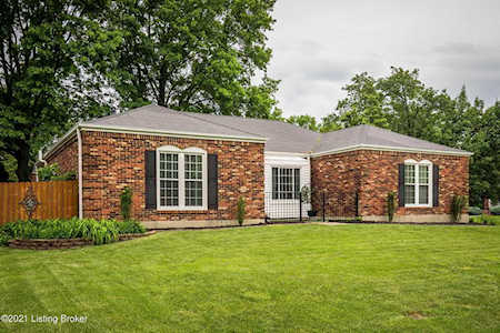 10605 Chertsey Pl Louisville, KY 40243