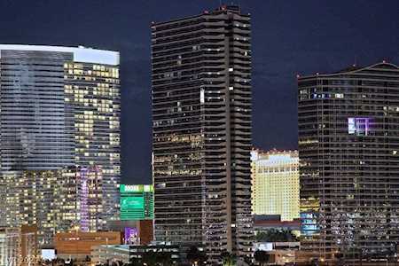 4471 Dean Martin Dr #2909 Las Vegas, NV 89103