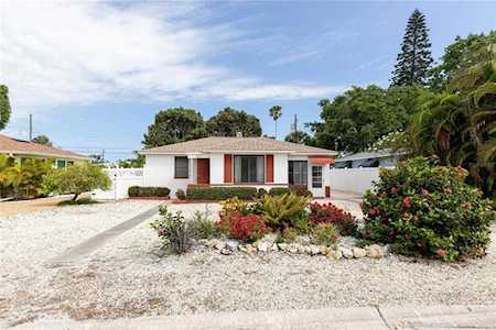 507 79th Ave St Pete Beach, FL 33706