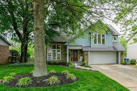 389 Preakness Dr Lexington, KY 40516