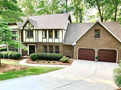 3465 Drayton Dr NE Roswell, GA 30075