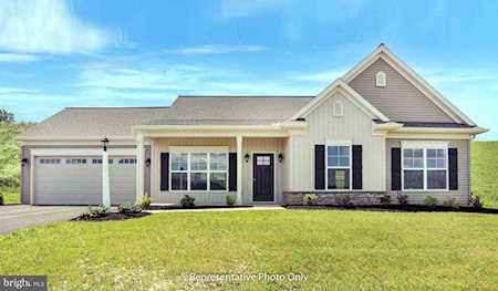124 Rosebush Ct Womelsdorf, PA 19567