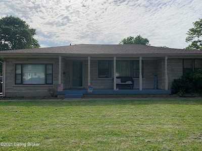 7706 Jonquil Dr Louisville, KY 40258