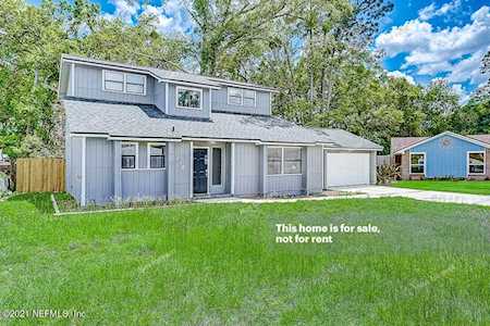 7018 Holiday Hill Ct Jacksonville, FL 32216