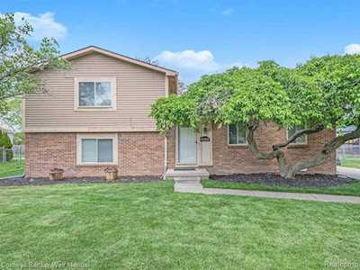 43500 Fleetwood Crt Canton Twp, MI 48187