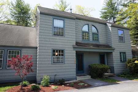 1465 Hooksett Rd #243 Hooksett, NH 03106
