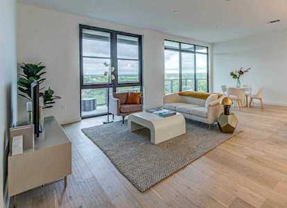 800 Embassy DR #601 Austin, TX 78702