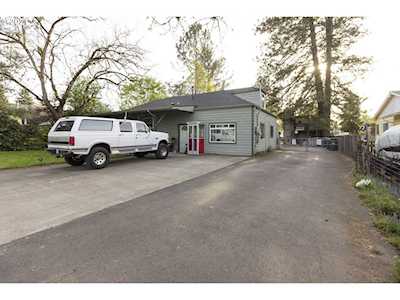 3065 SW 178th Ave Aloha, OR 97006
