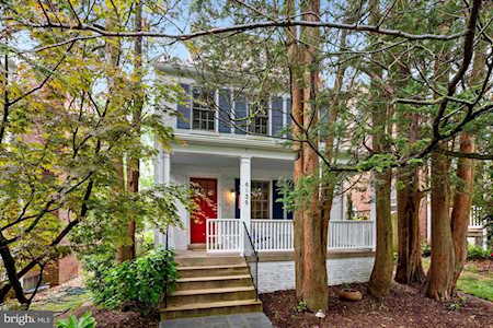 6139 30th St NW Washington, DC 20015