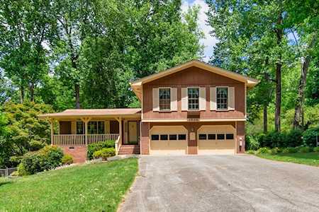 1526 Ridgeland Ct SW Lilburn, GA 30047