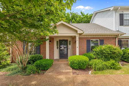 1009 Brentwood Pt Brentwood, TN 37027
