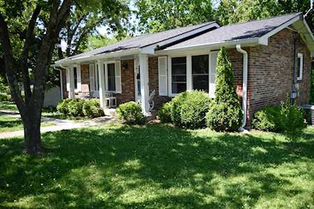 2444 Broadview Dr Nashville, TN 37217