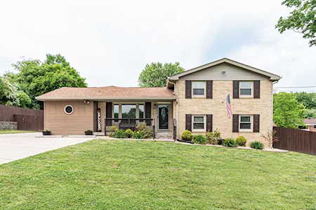 111 Newman St Hendersonville, TN 37075