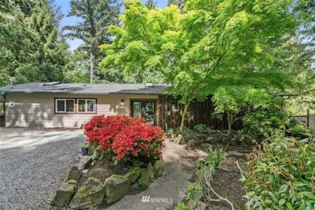 26204 NE 40th St Redmond, WA 98053