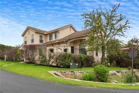 20 Swiftwater TRL The Hills, TX 78738