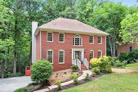 170 River Landing Dr Roswell, GA 30075