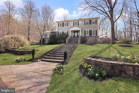 10227 John S Mosby Hwy Upperville, VA 20184
