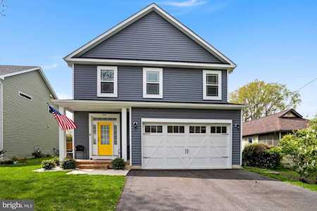 203 Lakeview Ave Edgewater, MD 21037