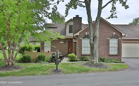 3210 Graystone Manor Pkwy Louisville, KY 40241