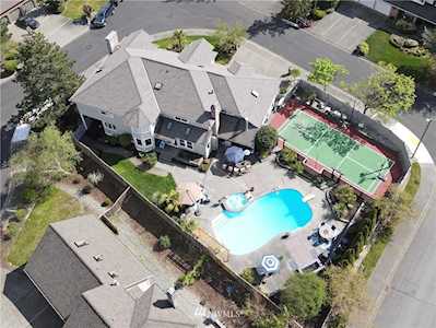 228 SW 331st Place Federal Way, WA 98023