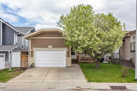 2024 Morris Rd SE Airdrie, AB T4A 1V9