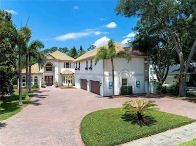 5632 Bay Side Dr Orlando, FL 32819