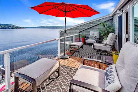 10308 Rainier Ave S Seattle, WA 98178