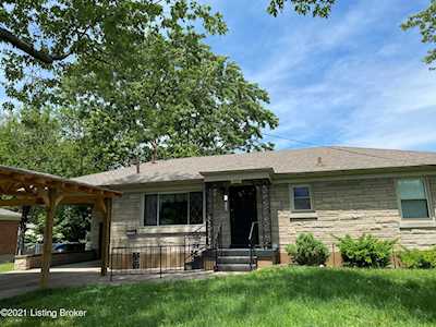 1903 Farrington Dr Louisville, KY 40216
