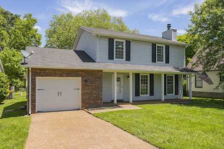 2207 Skylark Ct Franklin, TN 37064