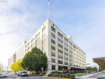 1400 NW Irving St #413 Portland, OR 97209